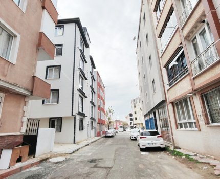ÇORLU MERKEZDE SIFIR | YENİ BİNA | ASANSÖRLÜ | BALKONLU 1+1 DAİRE