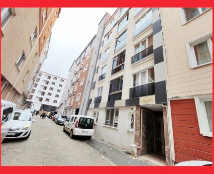 Çorlu Kemalettin Mahallesi’nde Meydana Yakın Yeni Binada Masrafsız Aileye Uygun 2+1 Kiralık