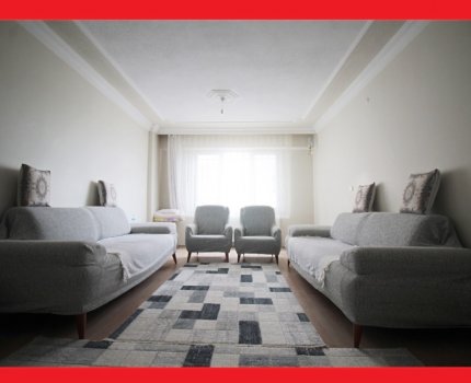 ÇORLU CEMALİYE MAHALLESİNDE MUHTARLIĞA YAKIN NET 140M2 3+1 İSKANLI DAİRE
