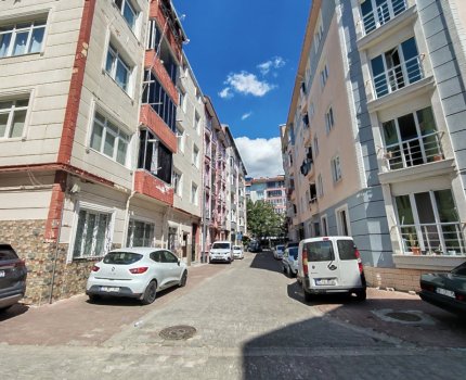 ÇORLU REŞADİYE MAHALLESİ'NDE SATILIK 2+1 DAİRE